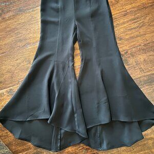 Black flow-y pant Size 0